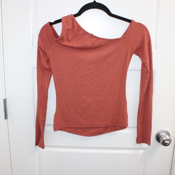 Weworewhat Long Sleeve Off Shoulder Top Rust Size Small - Picture 3 of 3